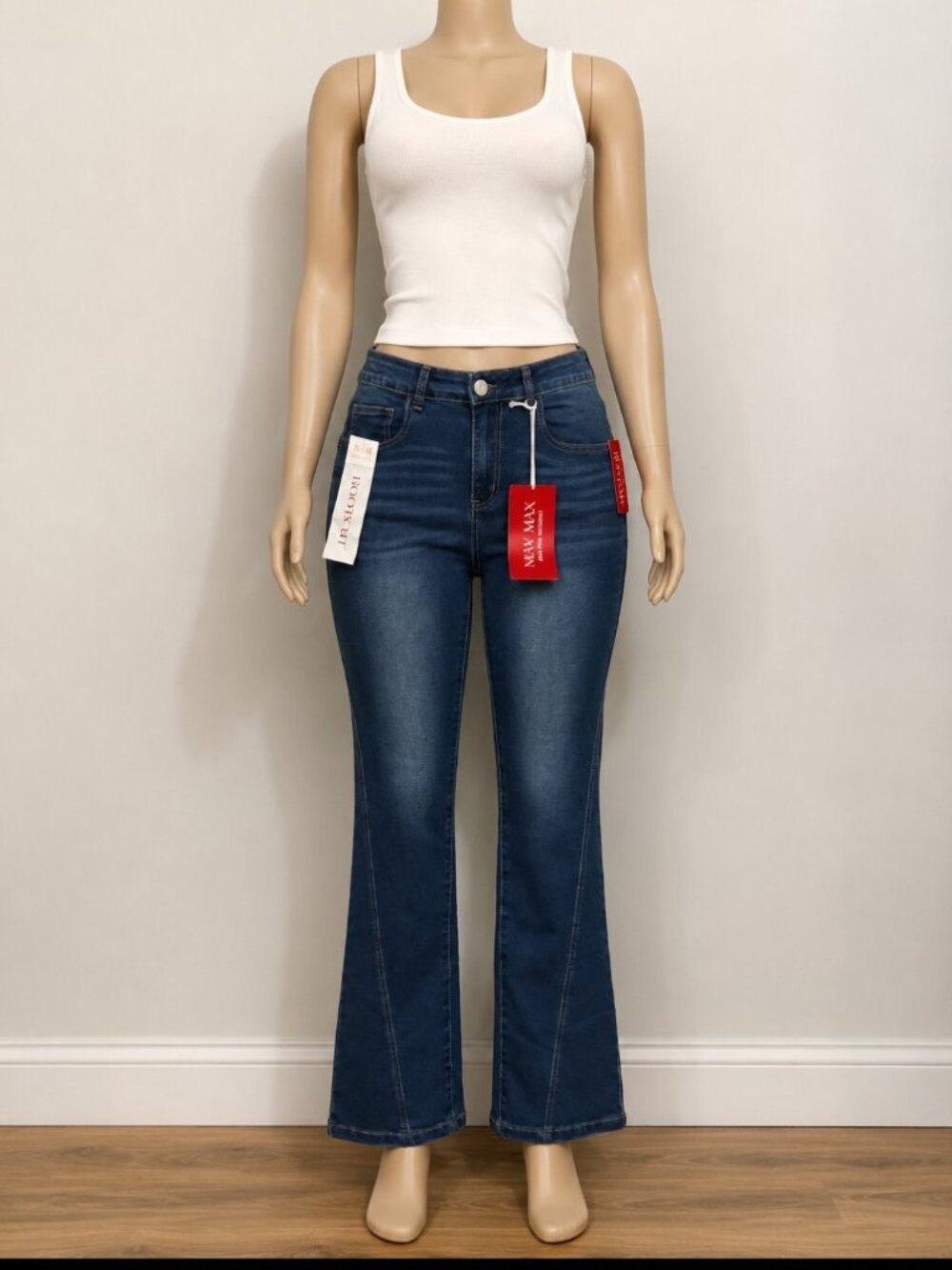 New Max Women's High Rise Bootcut jeans Size 10P Stretch Denim NWT